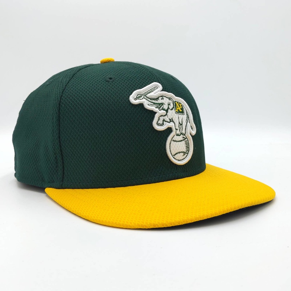 Vintage Oakland A's Athletics Stomper Fitted Hat Patch Cap MLB New Era 7 3/8
